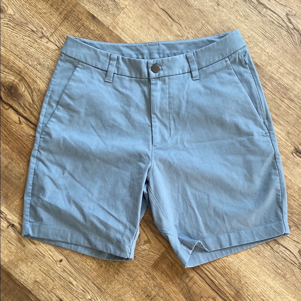 Lululemon Commission Classic Fit Shorts 7” Mens 30